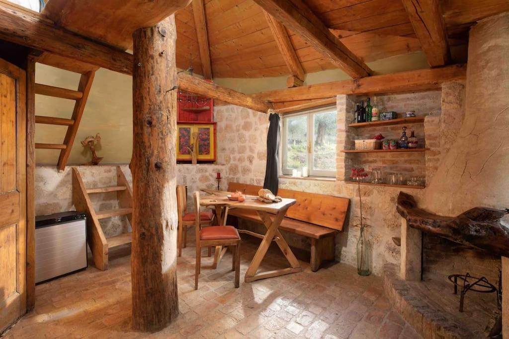 Margaritis'S Treehouse Villa Paramonas  Buitenkant foto